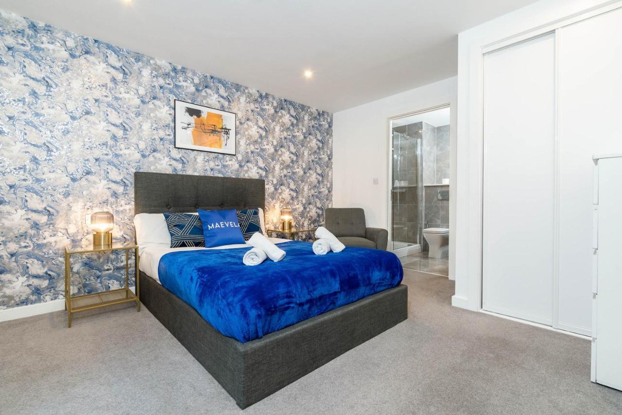 Maevela Apartments - Luxury Broad St Apartment - 2 Bed, 2 Bath - City Centre/Cube/Mailbox - With Underground Parking ✓- L Shape Sofa, Large 50 Inch Smart Tv With Free Netflix & Wifi Birmingham Extérieur photo