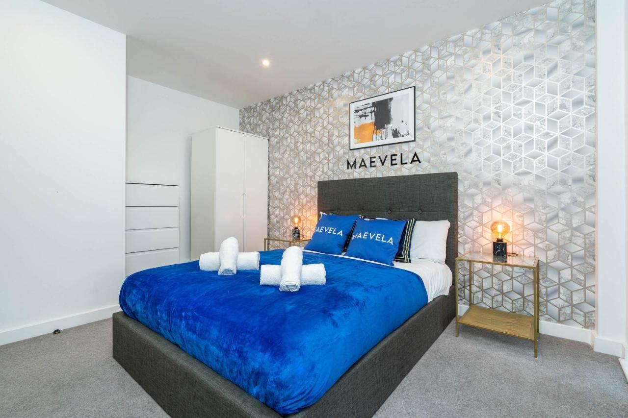 Maevela Apartments - Luxury Broad St Apartment - 2 Bed, 2 Bath - City Centre/Cube/Mailbox - With Underground Parking ✓- L Shape Sofa, Large 50 Inch Smart Tv With Free Netflix & Wifi Birmingham Extérieur photo