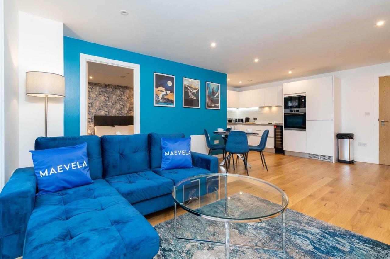 Maevela Apartments - Luxury Broad St Apartment - 2 Bed, 2 Bath - City Centre/Cube/Mailbox - With Underground Parking ✓- L Shape Sofa, Large 50 Inch Smart Tv With Free Netflix & Wifi Birmingham Extérieur photo