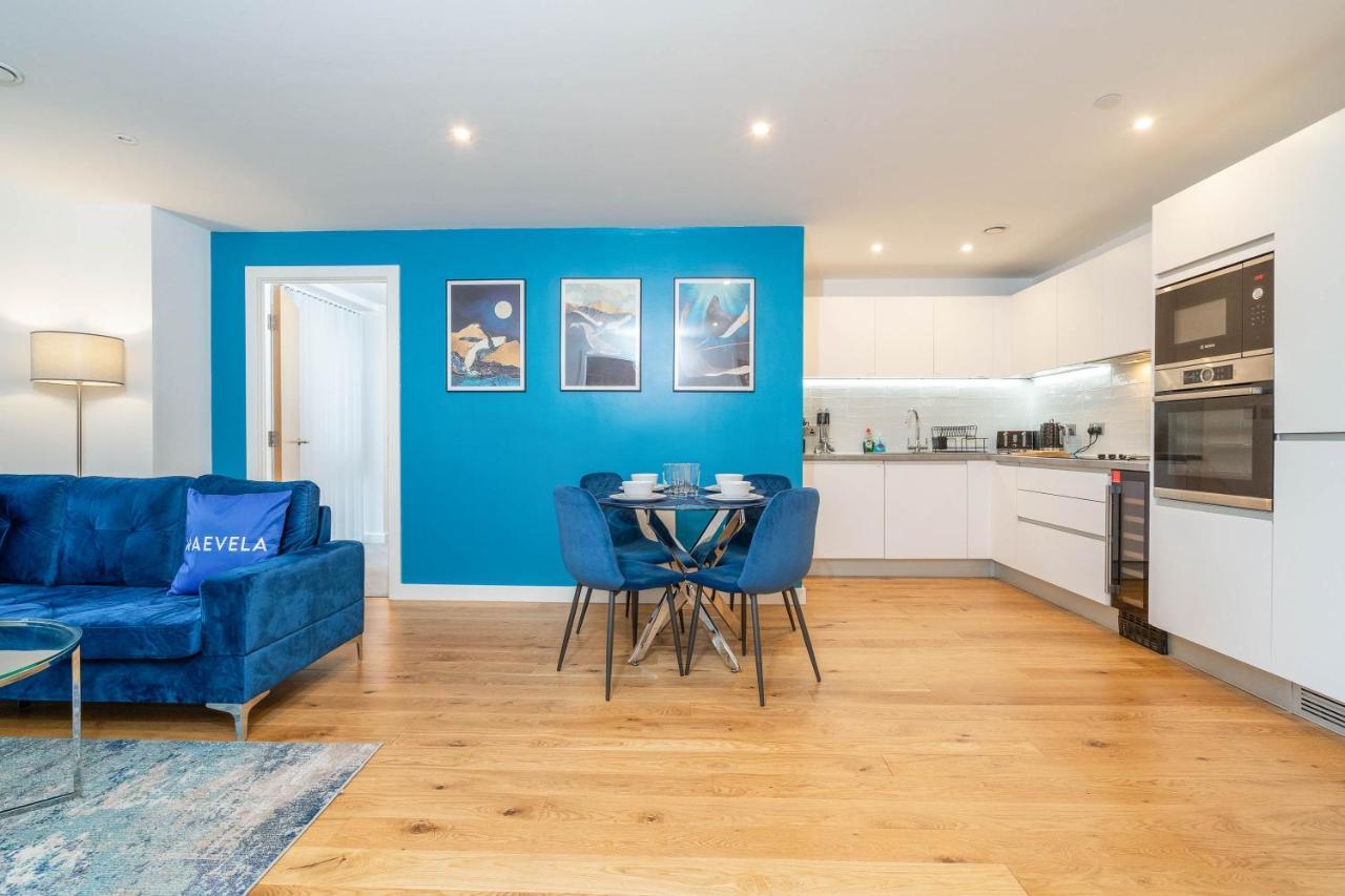 Maevela Apartments - Luxury Broad St Apartment - 2 Bed, 2 Bath - City Centre/Cube/Mailbox - With Underground Parking ✓- L Shape Sofa, Large 50 Inch Smart Tv With Free Netflix & Wifi Birmingham Extérieur photo
