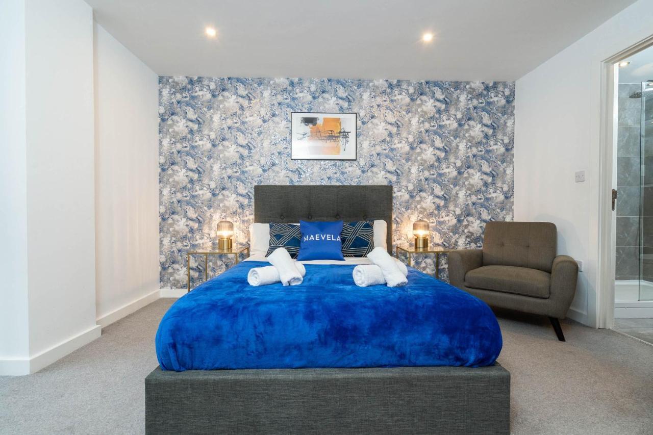 Maevela Apartments - Luxury Broad St Apartment - 2 Bed, 2 Bath - City Centre/Cube/Mailbox - With Underground Parking ✓- L Shape Sofa, Large 50 Inch Smart Tv With Free Netflix & Wifi Birmingham Extérieur photo