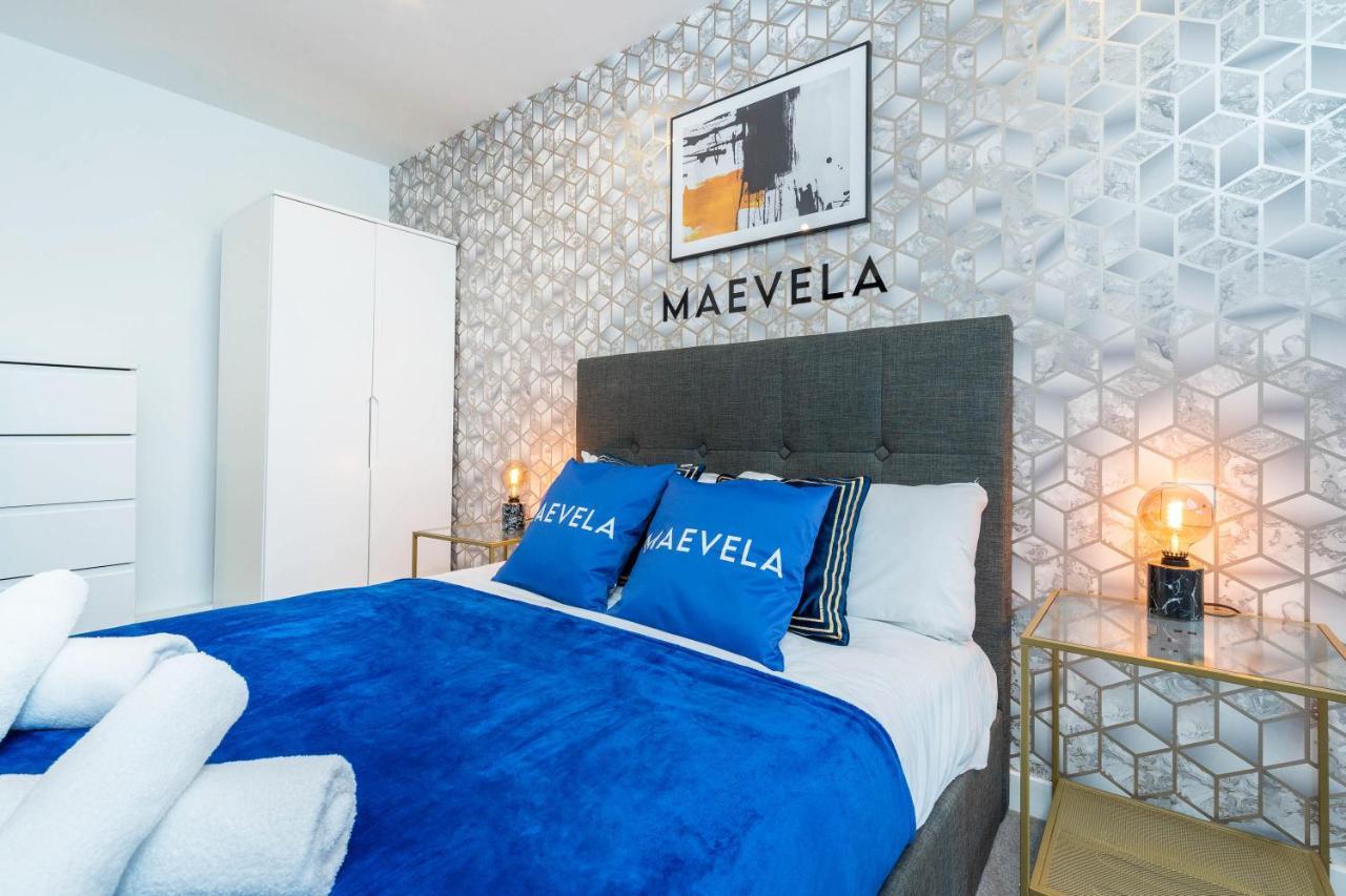 Maevela Apartments - Luxury Broad St Apartment - 2 Bed, 2 Bath - City Centre/Cube/Mailbox - With Underground Parking ✓- L Shape Sofa, Large 50 Inch Smart Tv With Free Netflix & Wifi Birmingham Extérieur photo